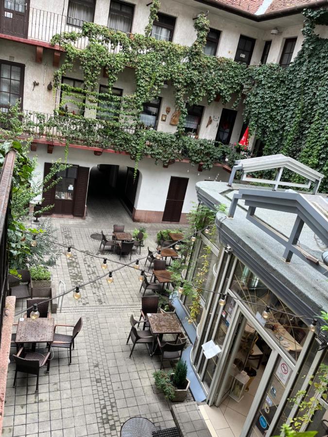 غيور Wiener Garden المظهر الخارجي الصورة